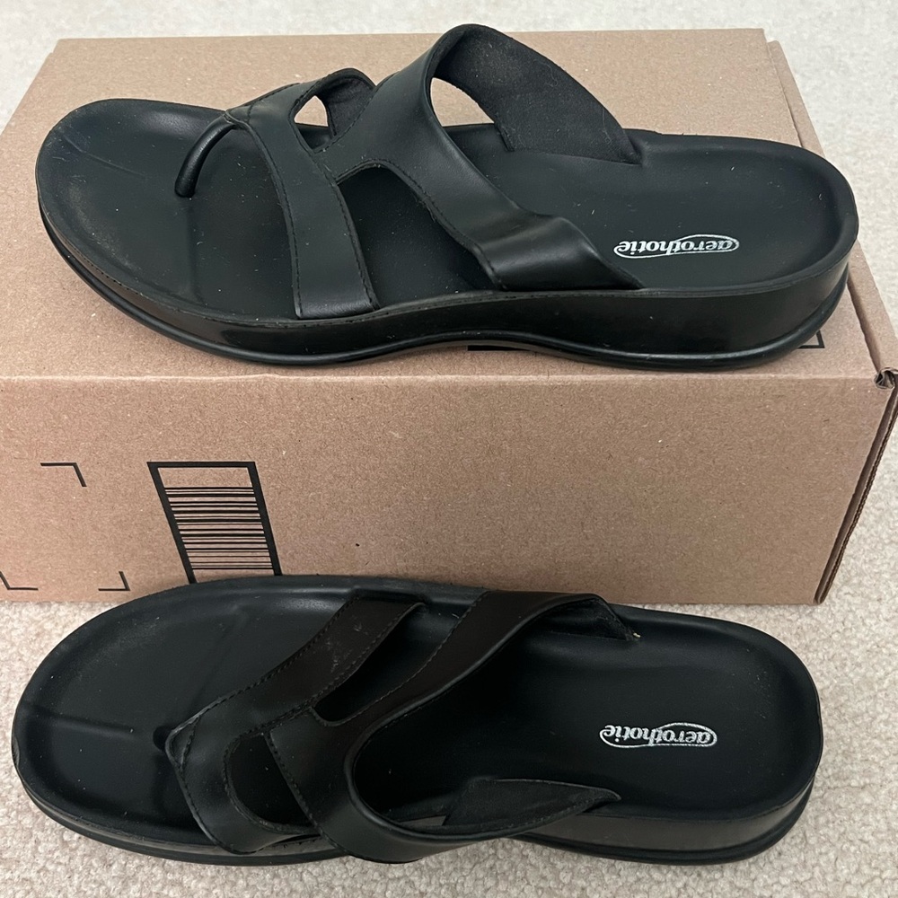 Aerothotic Women’s comfy arch support sandal